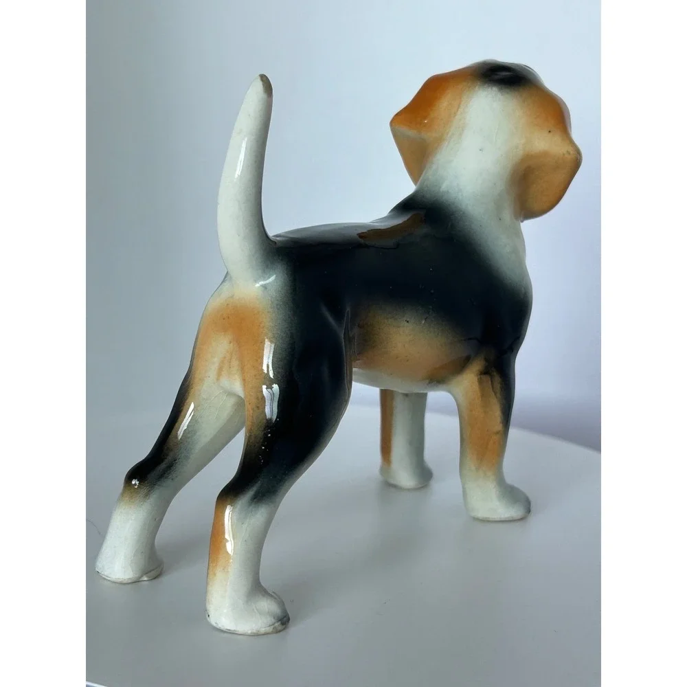 Vintage Ceramic Beagle Figurine Tricolor Dog Statue‎ Made in Japan Glossy Glaze